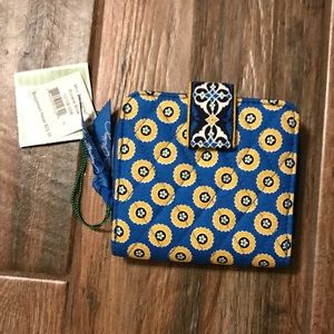 NWT Vera Bradley mini zip wallet “Riviera Blue”